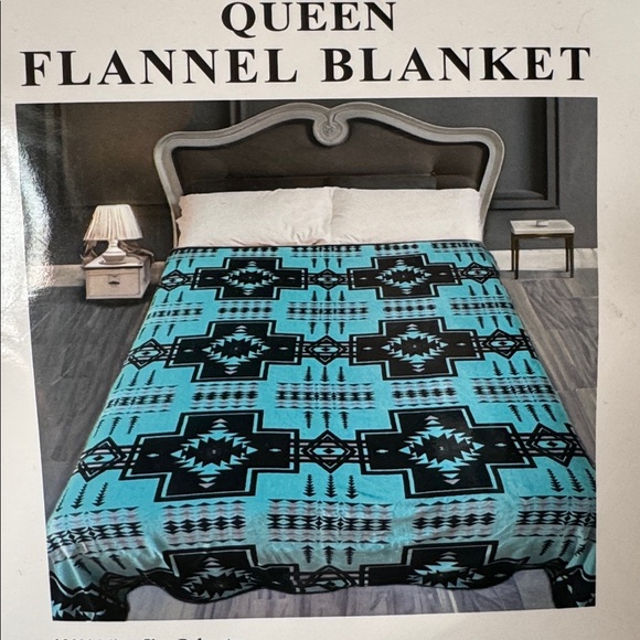 New Queen size flannel blanket,throw,soft and cozy,Aztec print,Turquoise - Picture 2 of 2